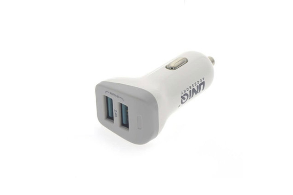 UNIQ Accessory Dual USB port car charger 2.4A 